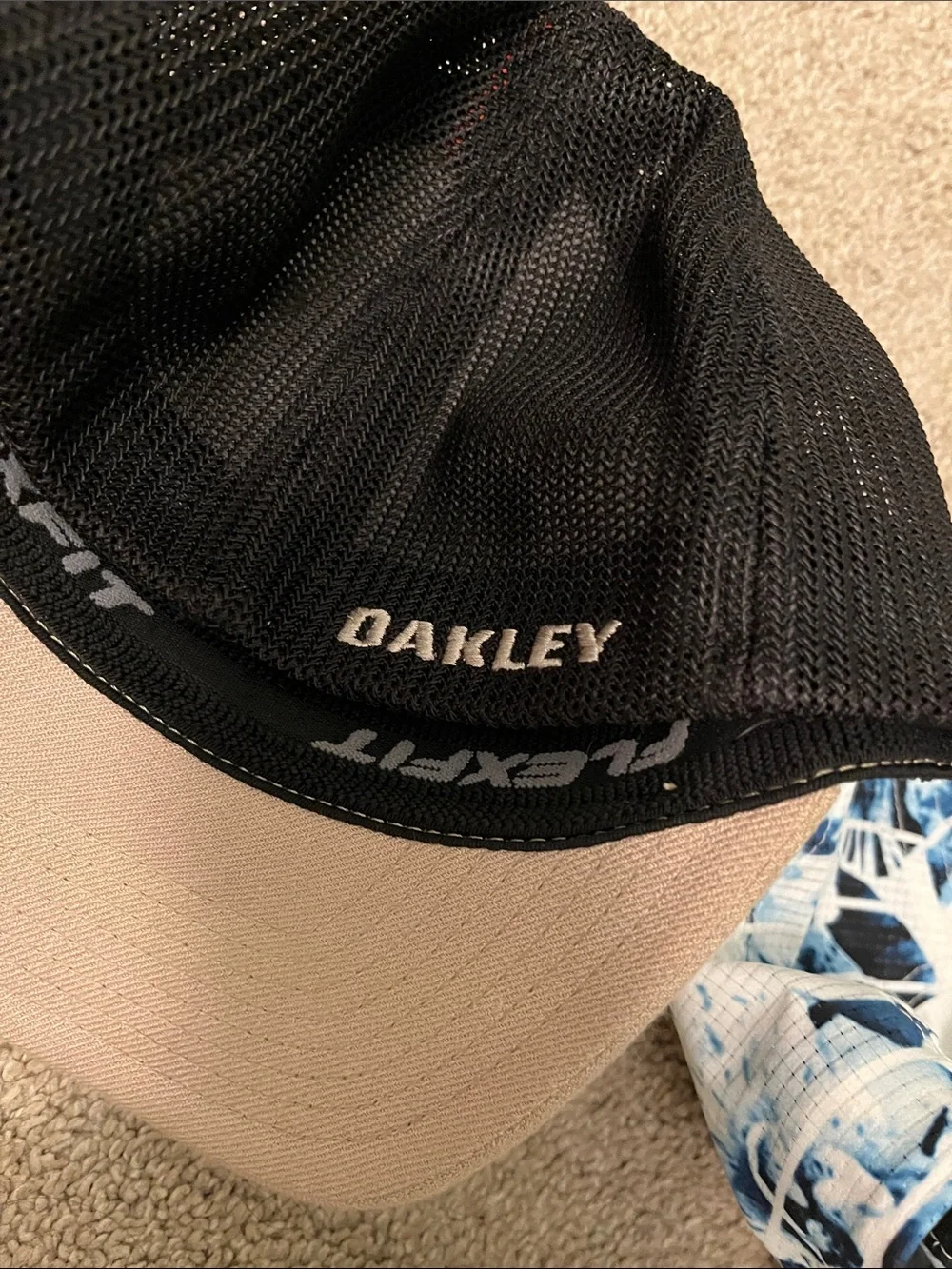 Lot of 3 Oakley Men's Hat with Logo - Picture 8 of 14